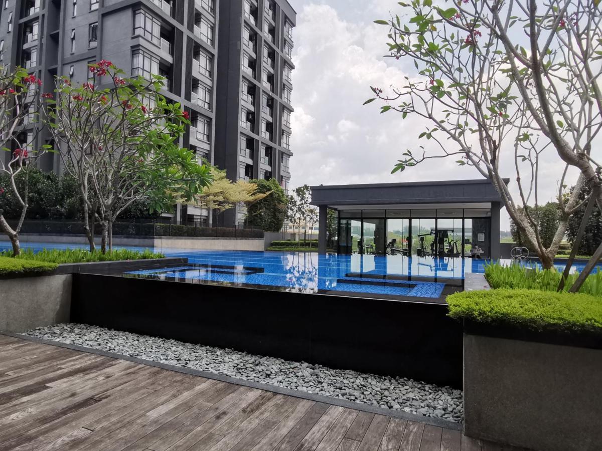 Alocasia Geniehome 3Br Free Wifi @ Utropolis Shah Alam Buitenkant foto