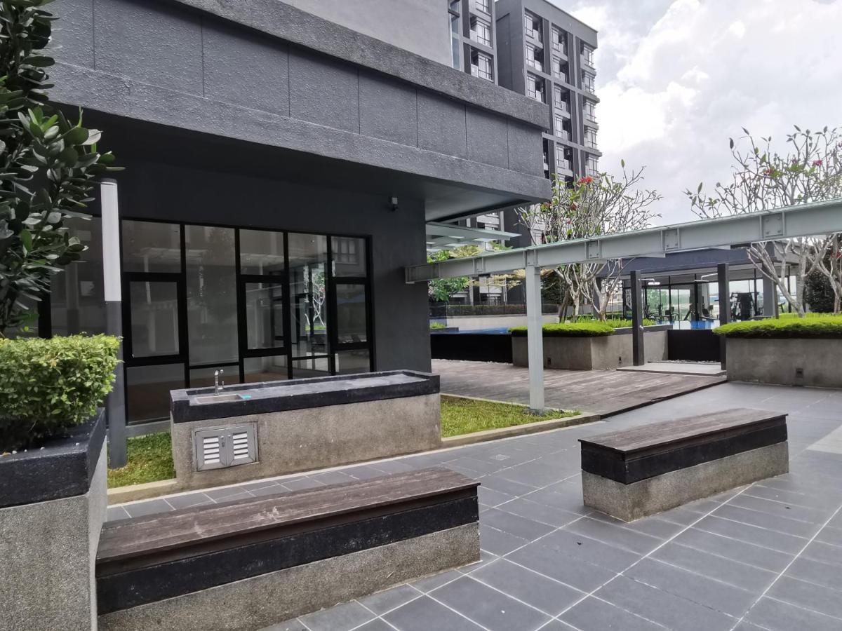 Alocasia Geniehome 3Br Free Wifi @ Utropolis Shah Alam Buitenkant foto